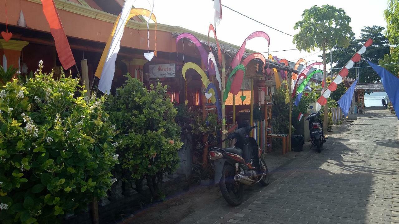 Novita Homestay Bunaken Exterior foto
