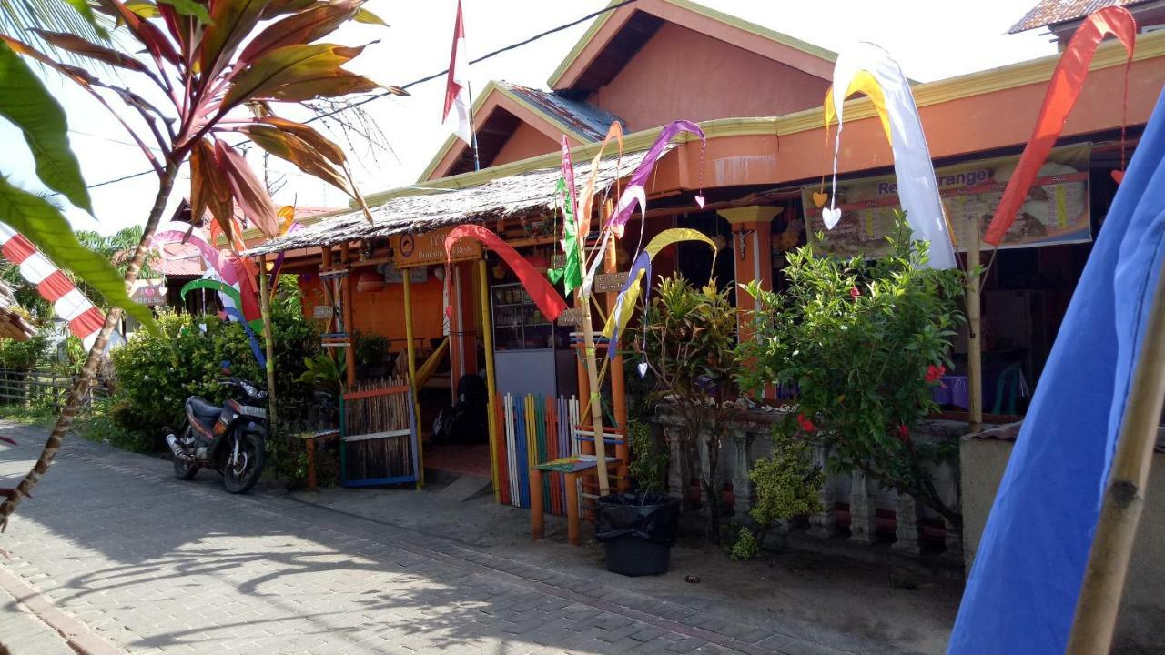 Novita Homestay Bunaken Exterior foto